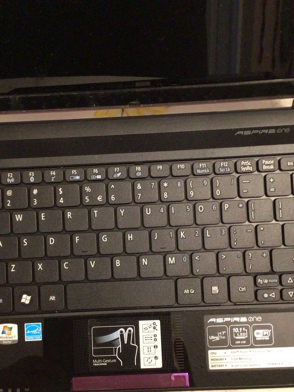 Acer Purple Compact Laptop with Gloss Finish   Acer  aspire one  lost in time